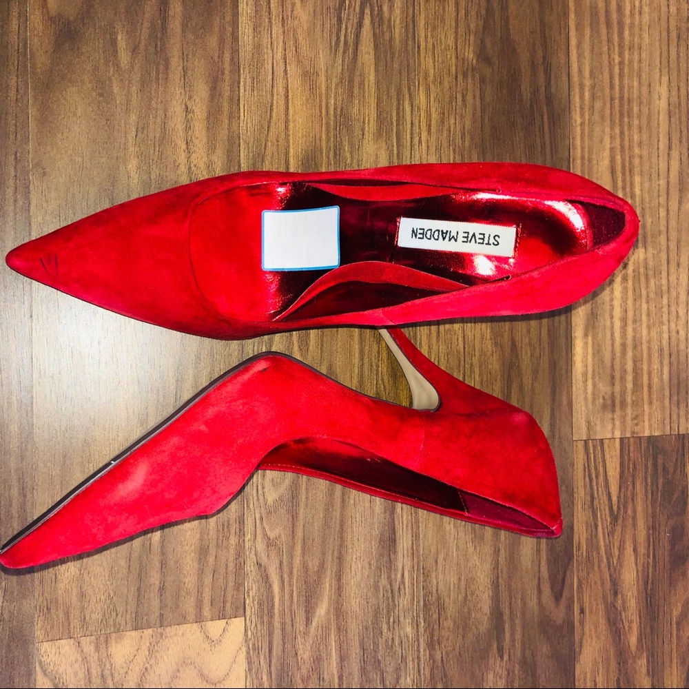 Shoes - Picture 4 of 7